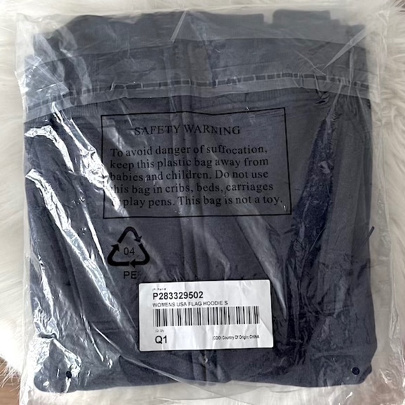 Indian Motorcycle Women’s USA Flag Hoodie, Navy - Small (NWT/NIP) - Picture 7 of 8